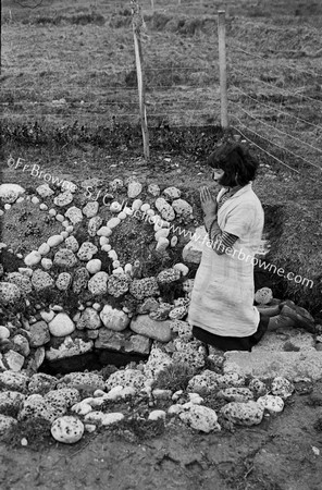 HOLY WELL THE WELL (CLOSE UP)